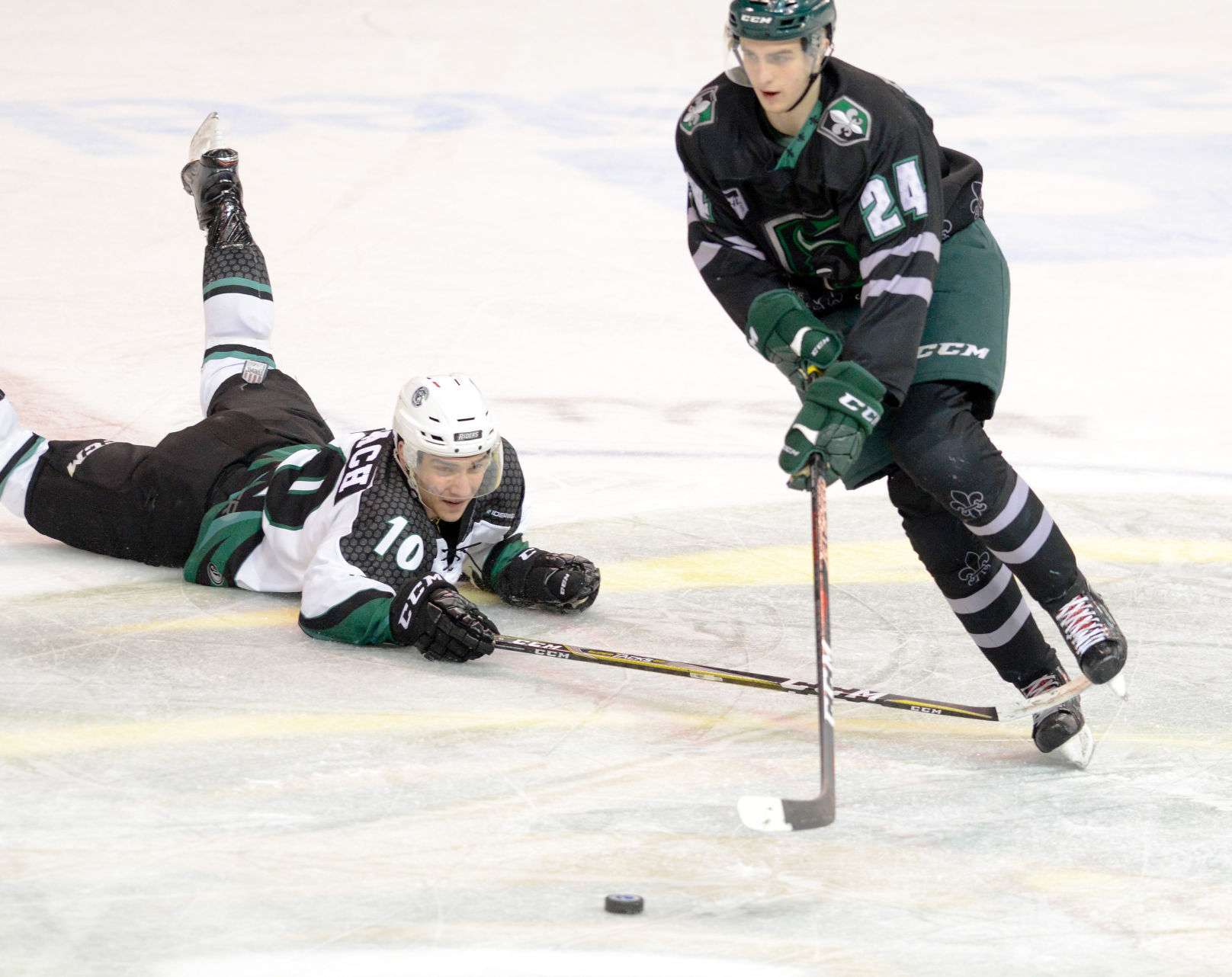 Hockey Cedar Rapids at Musketeers
